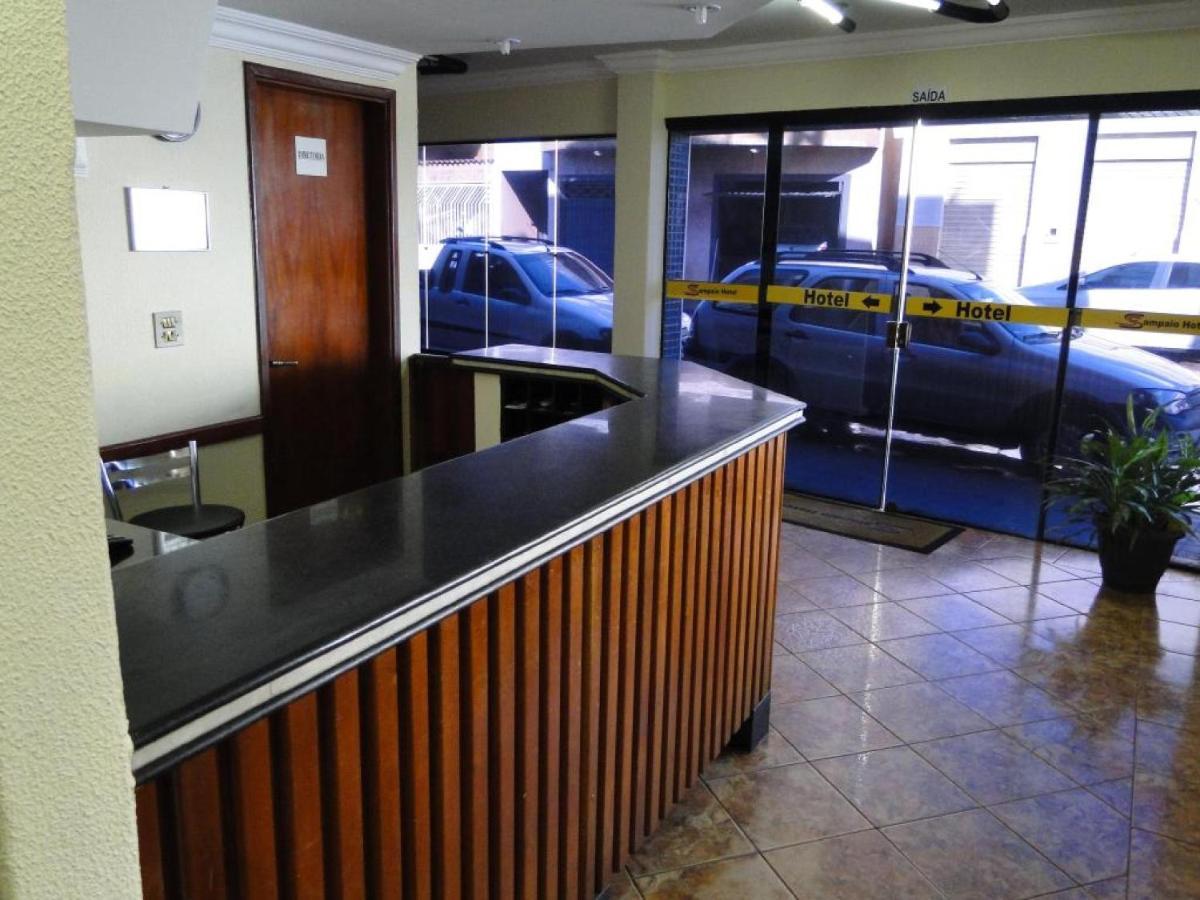 OYO Hotel Sampaio Itumbiara Bagian luar foto